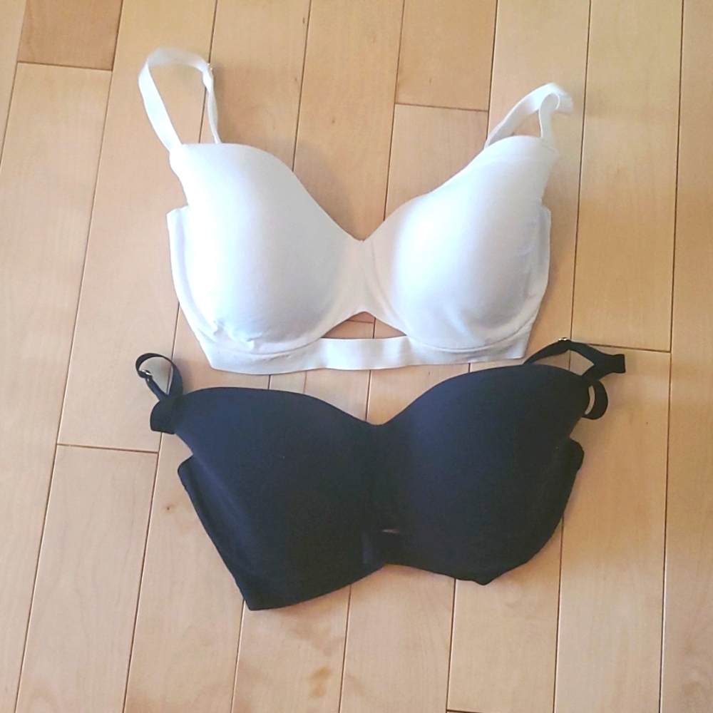Thirdlove white and black. Pima Cotton Tshirt bras 32G
